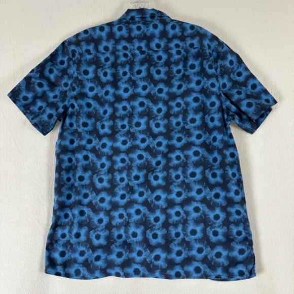 Abound Shirt Button Up Shirt Men's Size M Blue - Black Print Floral Art - Picture 6 of 11